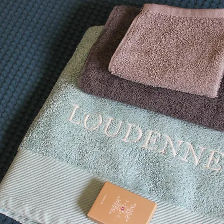 Chateau Loudenne - Ecottage Dans Le Parc - Alfred * Saint-Yzans-de-Médoc