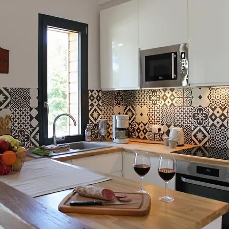 Chateau Loudenne - Ecottage Dans Le Parc - Alfred Nyaraló