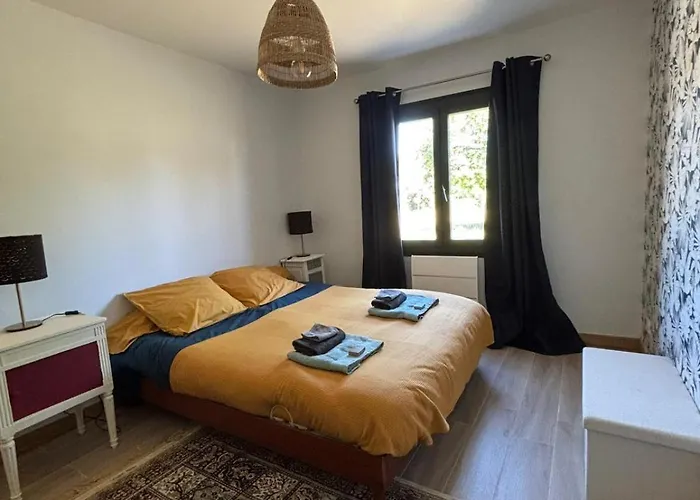 Chateau Loudenne - Ecottage Dans Le Parc - Alfred