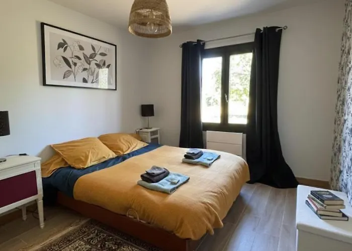 Chateau Loudenne - Ecottage Dans Le Parc - Alfred Nyaraló